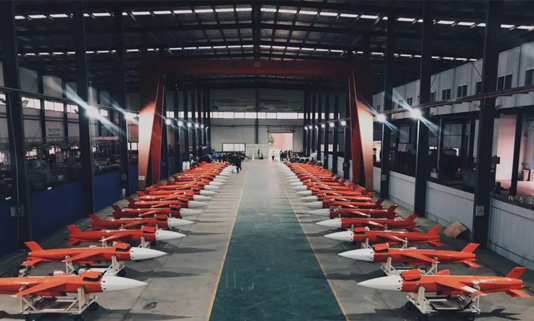 ��װ������������һ��ɽ��